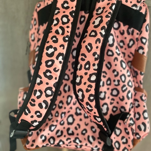 Leopard Print Pink Backpack - Picture 2 of 10